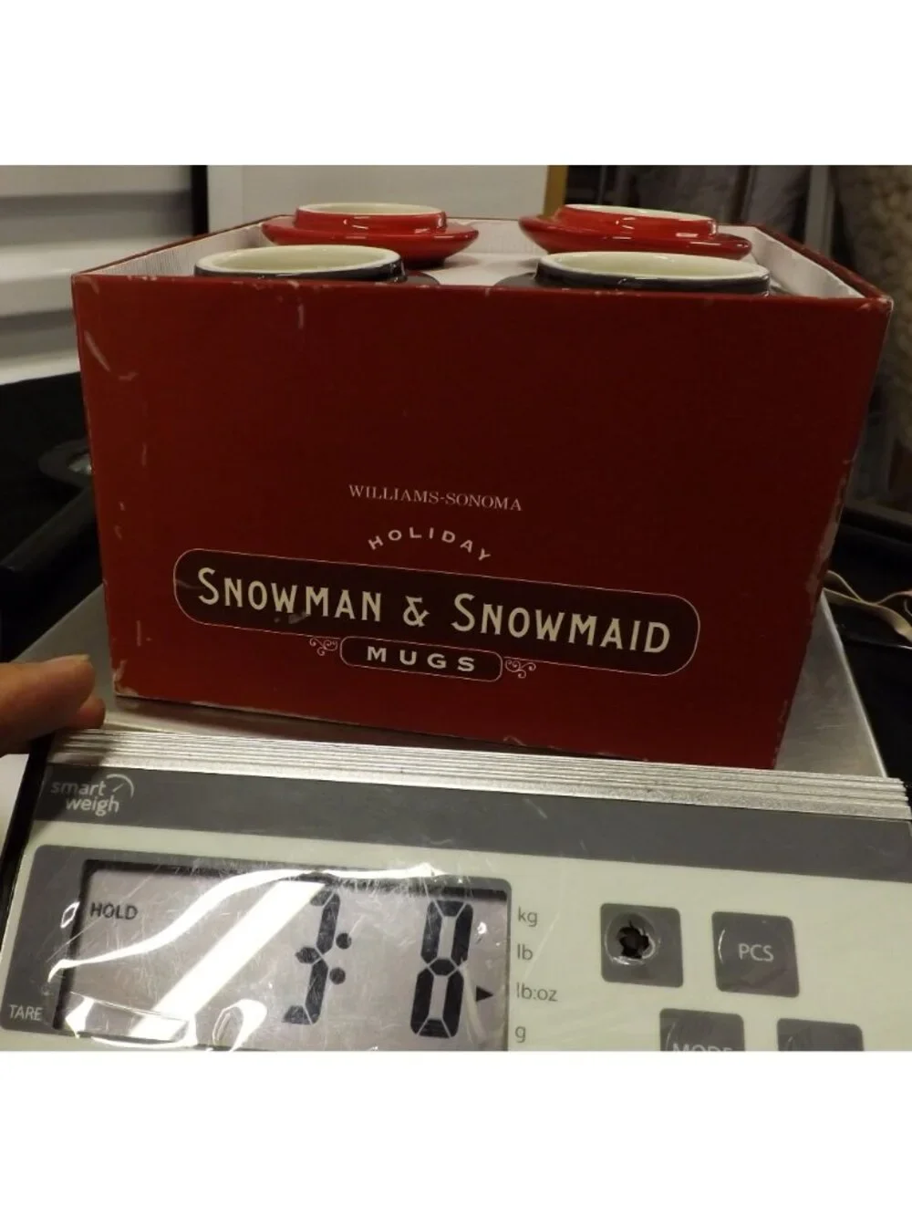 Williams Sonoma Snowman Mugs w Hats Set Of 4 Holiday Christmas Hot Chocolate Mmm